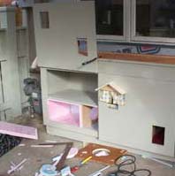 detail of cat shelter