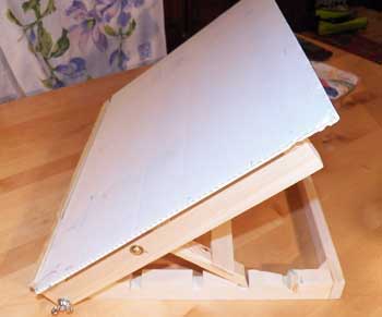 Build a DIY Tabletop Easel - Build Basic